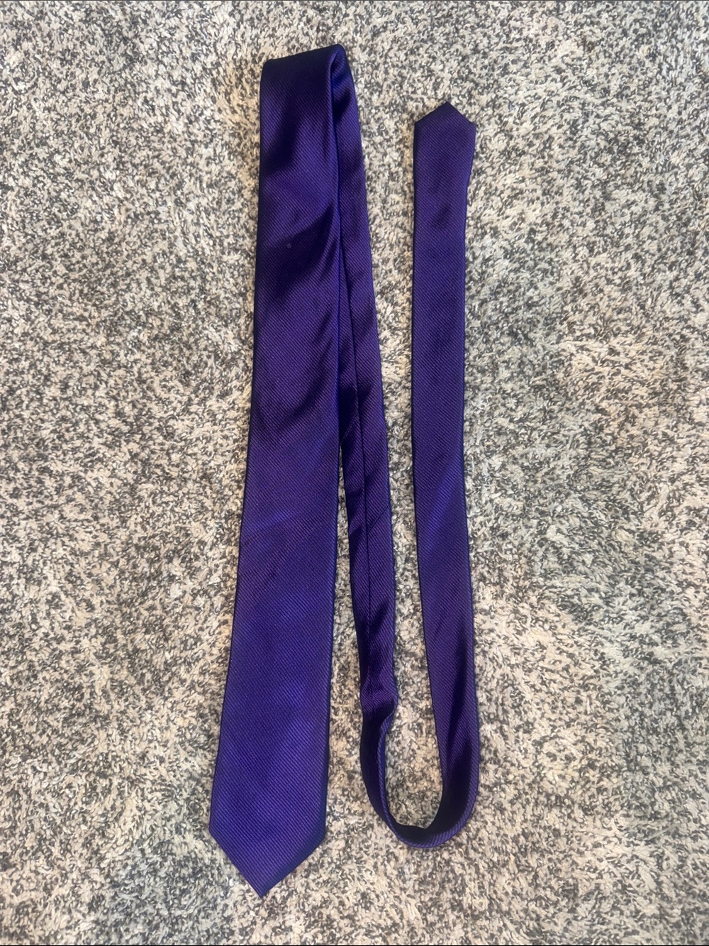 Calvin Klein Deep Purple Satin Tie